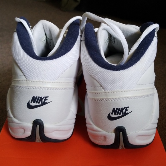 nike overplay iv